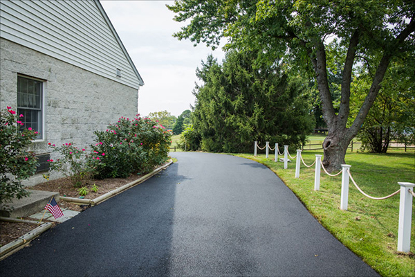 Accurate Asphalt Driveway Paving Crownsville Maryland